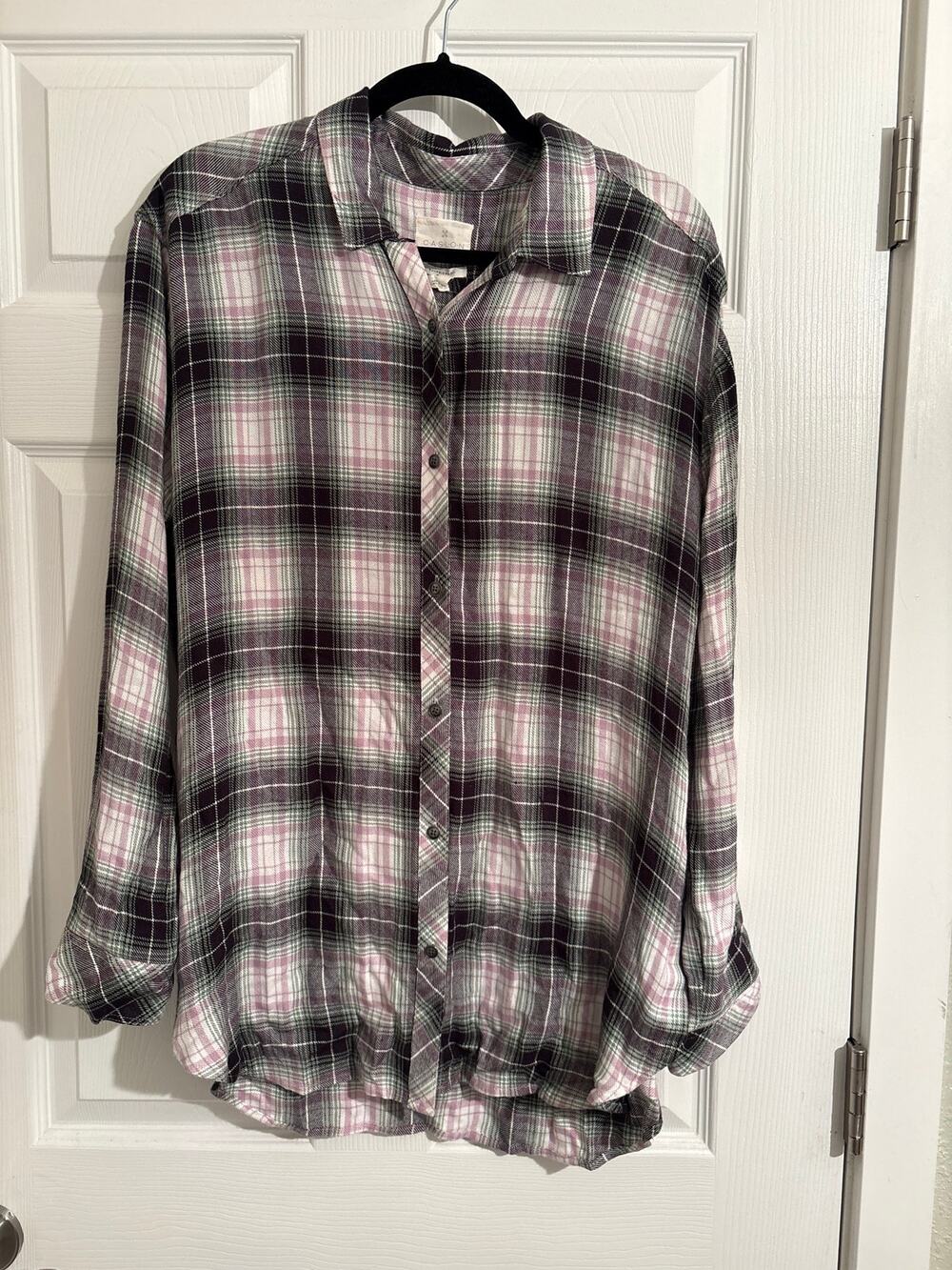 Caslon Women's Plaid Rayon Blouse Flannel Button up, button sides Size M